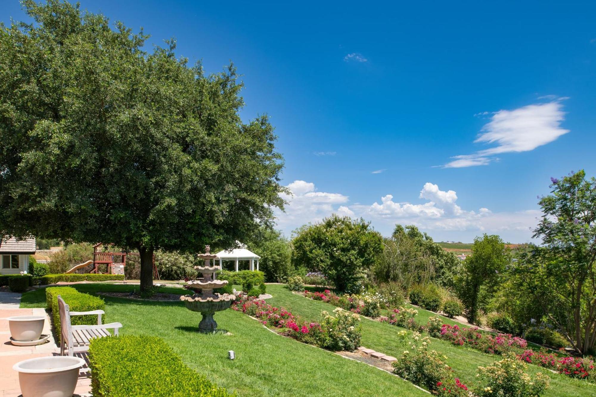 Grand Contento By Avantstay Extraordinary Estate W Pool Hot Tub Movie Room Temecula Exterior foto